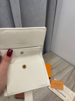 Кошелёк Louis Vuitton Артикул BMS-139751. Вид 7