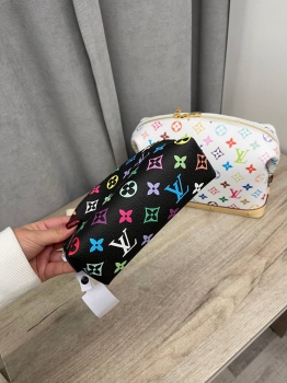 Косметичка Louis Vuitton Артикул BMS-139755. Вид 2