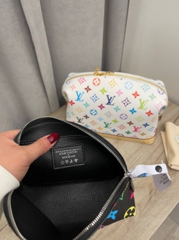 Косметичка Louis Vuitton Артикул BMS-139755. Вид 4