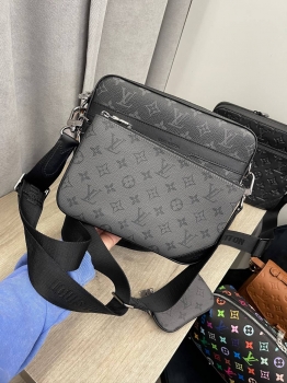  Сумка мужская Louis Vuitton Артикул BMS-139758. Вид 3