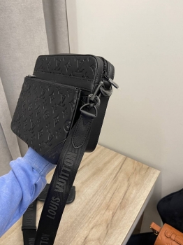  Сумка мужская Louis Vuitton Артикул BMS-139757. Вид 4
