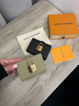 Кошелёк Louis Vuitton Артикул BMS-139762. Вид 1