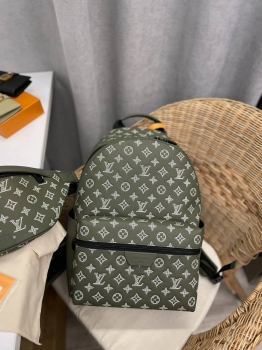 Рюкзак Louis Vuitton Артикул BMS-139773. Вид 1