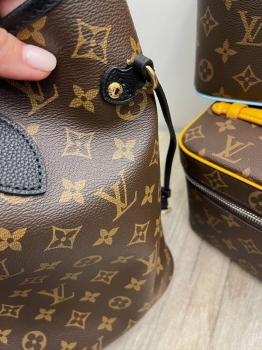 Двусторонняя сумка   Neverfull  Louis Vuitton Артикул BMS-139778. Вид 6
