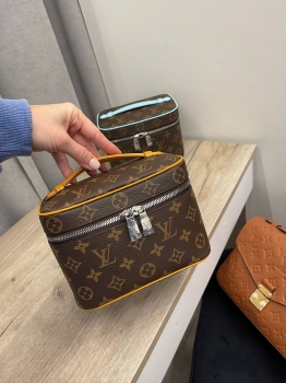 Несессер  Nice mini из вощеной канвы Monogram Macassar Louis Vuitton Артикул BMS-139784. Вид 3