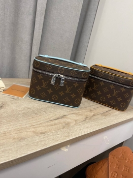 Несессер  Nice mini из вощеной канвы Monogram Macassar Louis Vuitton Артикул BMS-139783. Вид 1