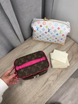 Несессер  Nice mini из вощеной канвы Monogram Macassar Louis Vuitton Артикул BMS-139782. Вид 2