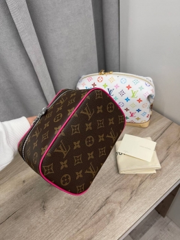 Несессер  Nice mini из вощеной канвы Monogram Macassar Louis Vuitton Артикул BMS-139782. Вид 4