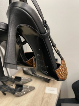 Туфли  Yves Saint Laurent Артикул BMS-139799. Вид 4