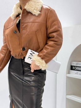 Дубленка  Miu Miu Артикул BMS-139983. Вид 1