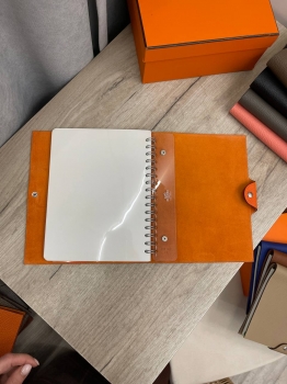 Блокнот Hermes Артикул BMS-139928. Вид 4