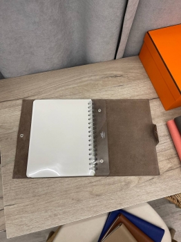 Блокнот Hermes Артикул BMS-139927. Вид 7