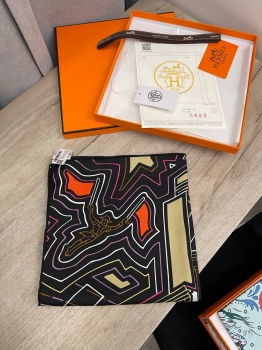 Платок Hermes Артикул BMS-139932. Вид 3