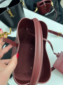 Сумка женская 26 см Yves Saint Laurent Артикул BMS-140021. Вид 2