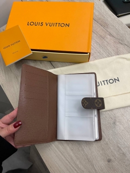 Визитница Louis Vuitton Артикул BMS-140070. Вид 3