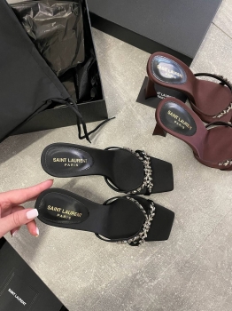Босоножки  Yves Saint Laurent Артикул BMS-140190. Вид 2