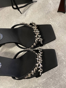 Босоножки  Yves Saint Laurent Артикул BMS-140190. Вид 4