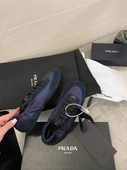 Кроссовки  Collapse Re-из нейлона и замши  Prada Артикул BMS-140199. Вид 3