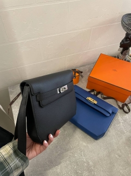 Сумка Kelly depeches  25  Hermes Артикул BMS-140243. Вид 4