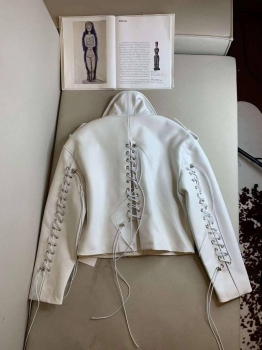 Кожаная куртка Balenciaga Артикул BMS-140248. Вид 3