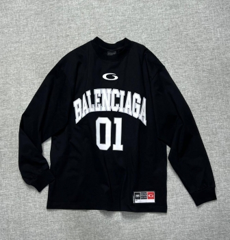 Толстовка  Balenciaga Артикул BMS-140250. Вид 1