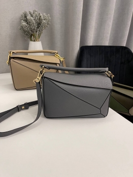  Сумка женская 24 см Loewe Артикул BMS-140266. Вид 1