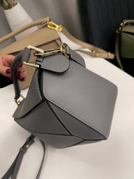  Сумка женская 24 см Loewe Артикул BMS-140266. Вид 2