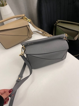  Сумка женская 24 см Loewe Артикул BMS-140266. Вид 3