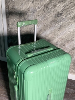 Чемодан Rimowa  Артикул BMS-140379. Вид 3