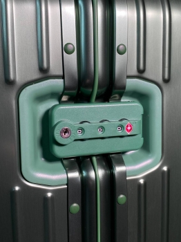 Чемодан  Rimowa   Артикул BMS-140540. Вид 2