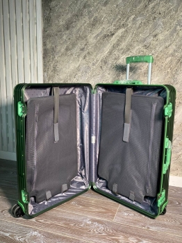 Чемодан  Rimowa   Артикул BMS-140540. Вид 4