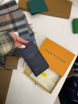  Картхолдер  Louis Vuitton Артикул BMS-140609. Вид 1