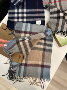Шарф  Burberry Артикул BMS-140626. Вид 3