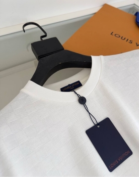  Футболка мужская Louis Vuitton Артикул BMS-140704. Вид 3
