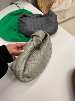 Сумка женская 24 см Bottega Veneta Артикул BMS-140709. Вид 2