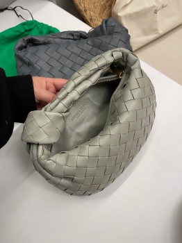 Сумка женская 24 см Bottega Veneta Артикул BMS-140709. Вид 3