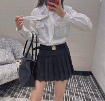 Рубашка Miu Miu Артикул BMS-140741. Вид 4