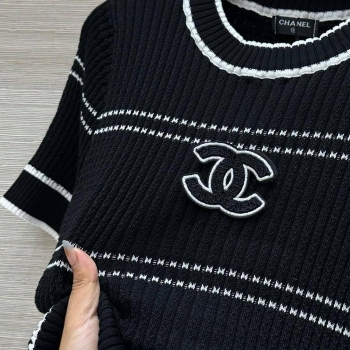 Футболка Chanel Артикул BMS-140921. Вид 3