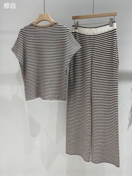 Костюм женский Brunello Cucinelli Артикул BMS-140960. Вид 4