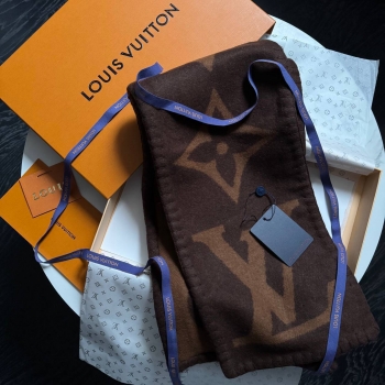 Шарф Louis Vuitton Артикул BMS-141046. Вид 1