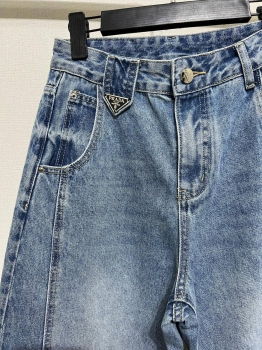 Джинсы  Prada Артикул BMS-141174. Вид 3