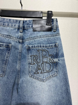 Джинсы  Prada Артикул BMS-141174. Вид 4