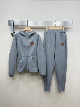  Костюм спортивный Miu Miu Артикул BMS-141198. Вид 1