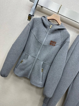 Костюм спортивный Miu Miu Артикул BMS-141198. Вид 4