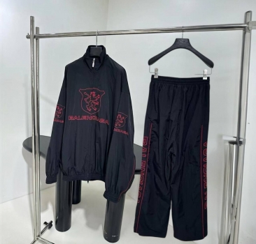  Костюм спортивный Balenciaga Артикул BMS-141215. Вид 1