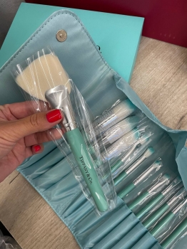Набор кистей для макияжа  Tiffany&Co Артикул BMS-132628. Вид 2