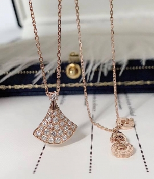 Колье коллекция Divas. Bvlgari Артикул BMS-141268. Вид 4