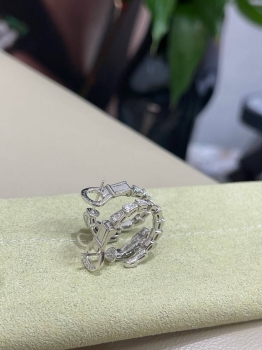 Серьги  коллекция Serpenti Viper  Bvlgari Артикул BMS-141269. Вид 5