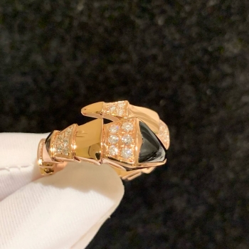 Кольцо Serpenti — это ювелирное изделие в дизайне бренда, вдохновлённое образом змеи  Bvlgari Артикул BMS-141275. Вид 3