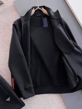  Костюм спортивный  Prada Артикул BMS-141356. Вид 4